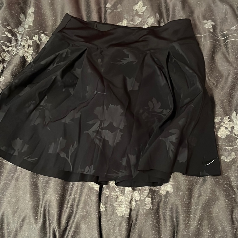 Nike women’s XS athletic skirt